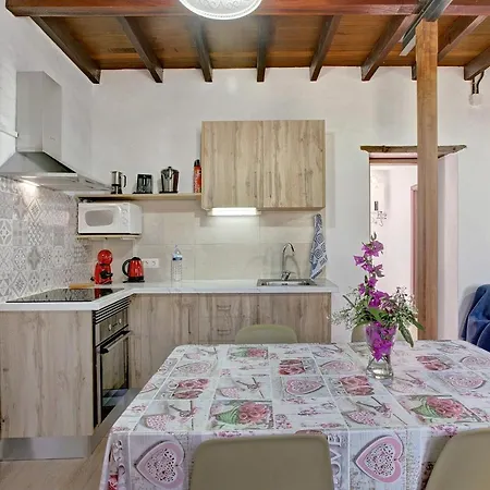 Nyaraló Casa La Zahorra *