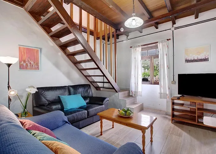 Casa La Zahorra بيت للعطل *